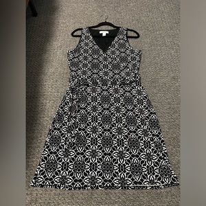 White house black market dress Size M